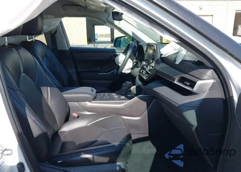 2022 Toyota Highlander Le из США, поврежденный, VIN 5TDBZRBH5NS576399